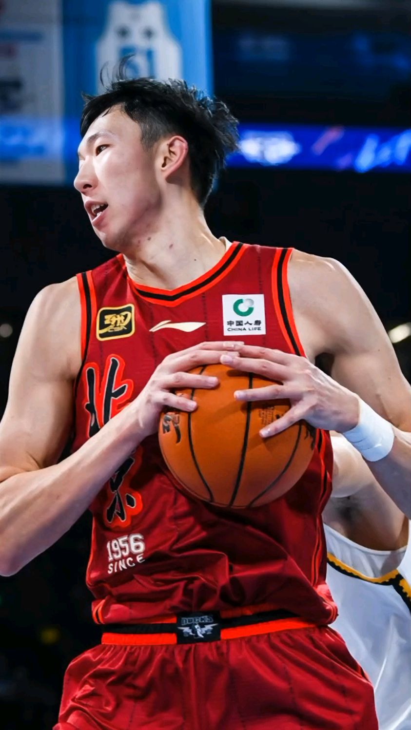 全明星赛倒计时，北京首钢国际比赛日单刀错失，细节引发关注，态度坚定，赛季目标并未改变的简单介绍