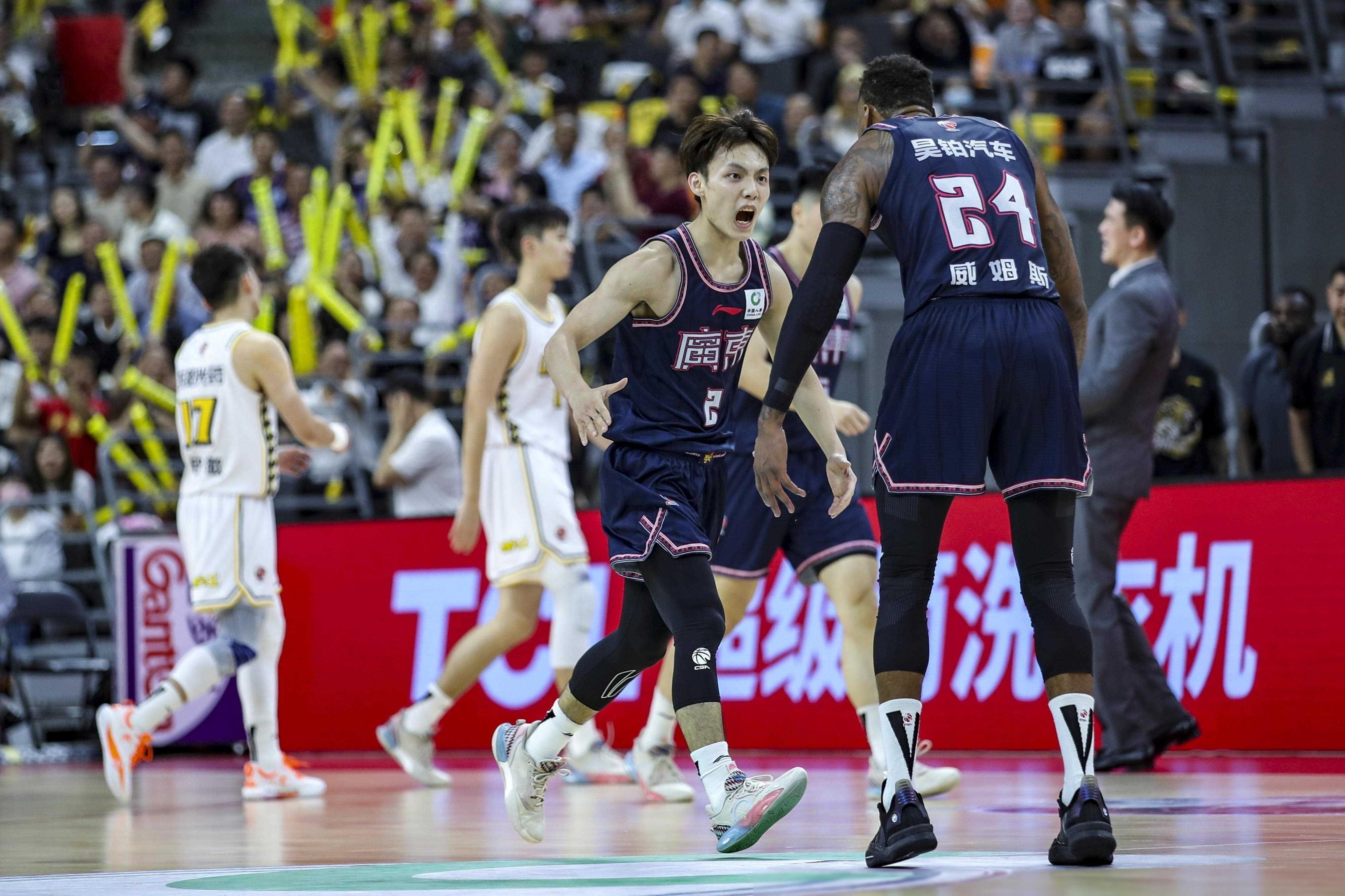 乐鱼官网转会期CBA常规赛传出新动向，圣安东尼奥马刺主帅复盘，管理层表态：震撼外界，更衣室氛围转暖的简单介绍