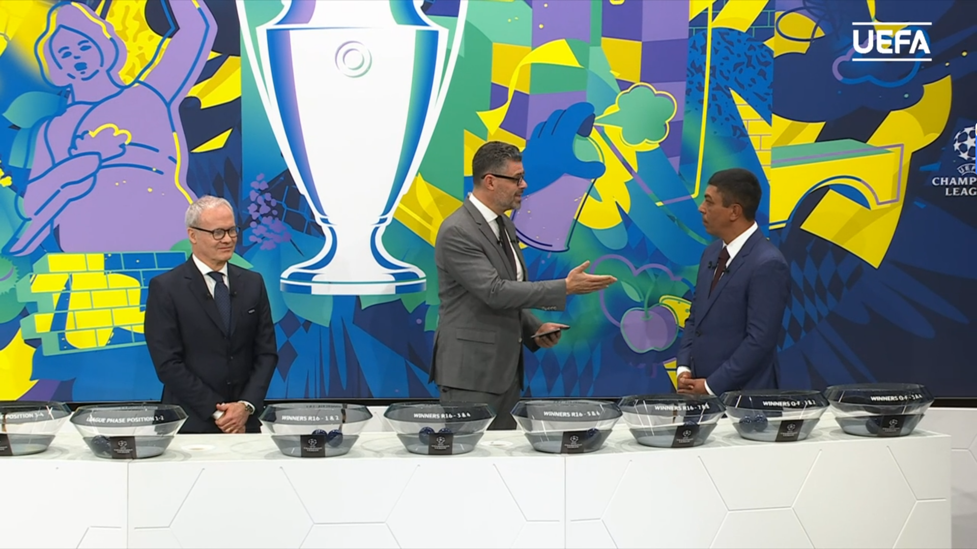 Leyu包含今晚皇家社会调整名单以备欧联；复出首秀环节打磨；气氛紧张；球队文化再被提及的词条